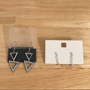 2 Pairs of Earrings